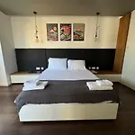 For 4 With Pool In Swieqi St Julians * Is-Swieqi
