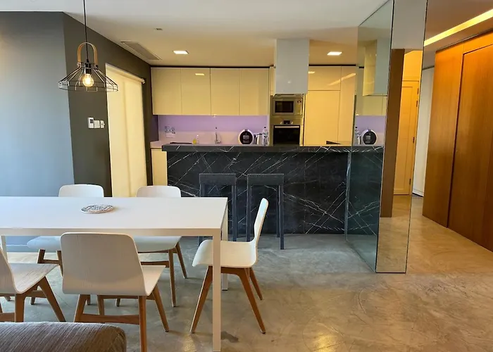 For 4 With Pool In Swieqi St Julians Daire Is-Swieqi