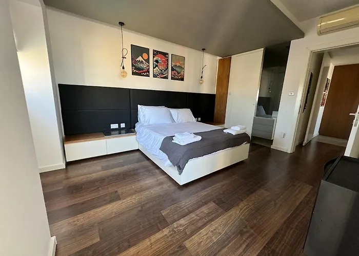 For 4 With Pool In Swieqi St Julians Daire