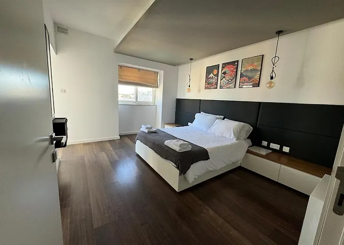 For 4 With Pool In Swieqi St Julians * Is-Swieqi