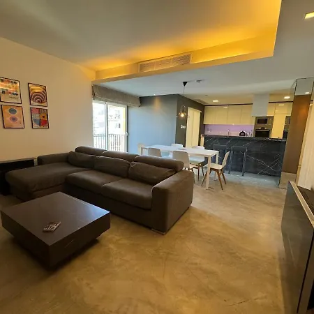For 4 With Pool In Swieqi St Julians Apartmán *