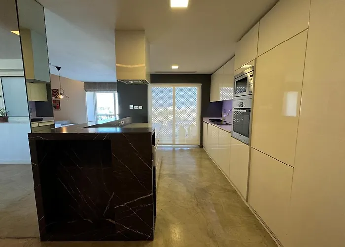 For 4 With Pool In Swieqi St Julians *