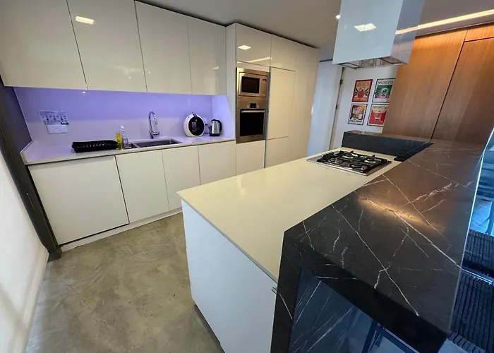 For 4 With Pool In Swieqi St Julians * Is-Swieqi